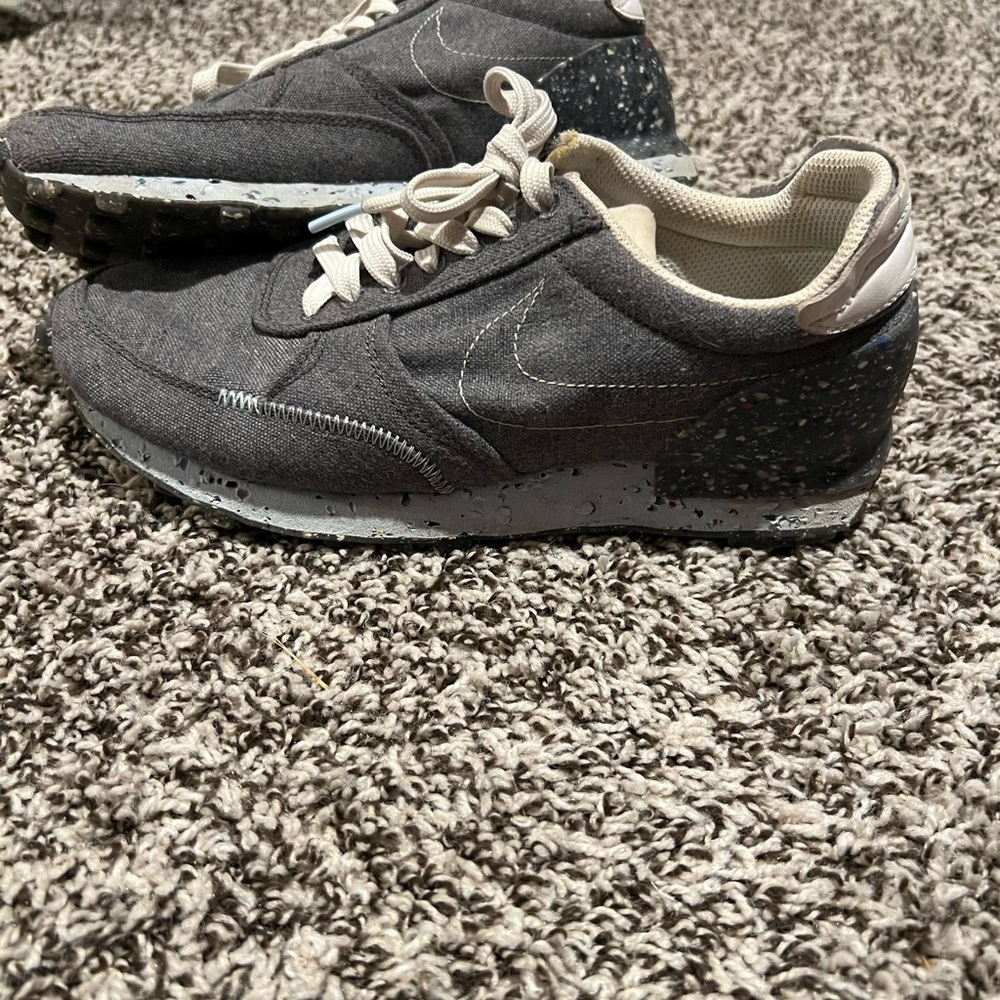 Nike Daybreaks